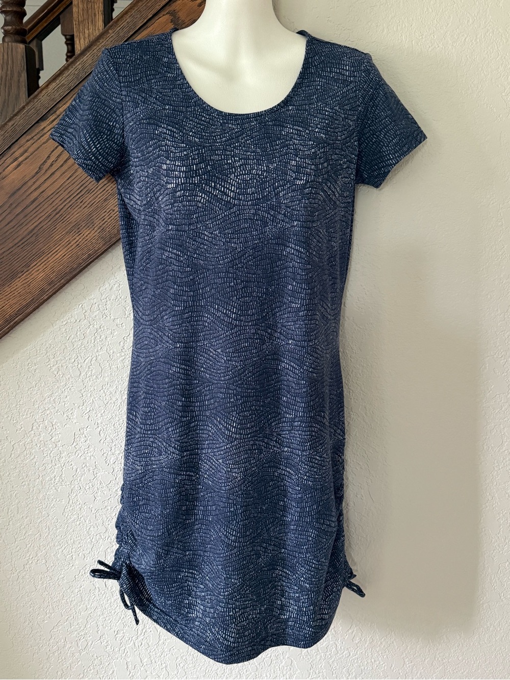 Southern Tide Shirley Wave Print Performance Dress XS UPF Ruched Style 8890